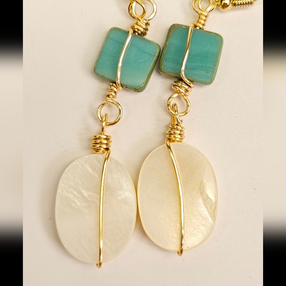 Mother of Pearl And Turquoise Glass Beaded Earrings - Picture 6 of 6